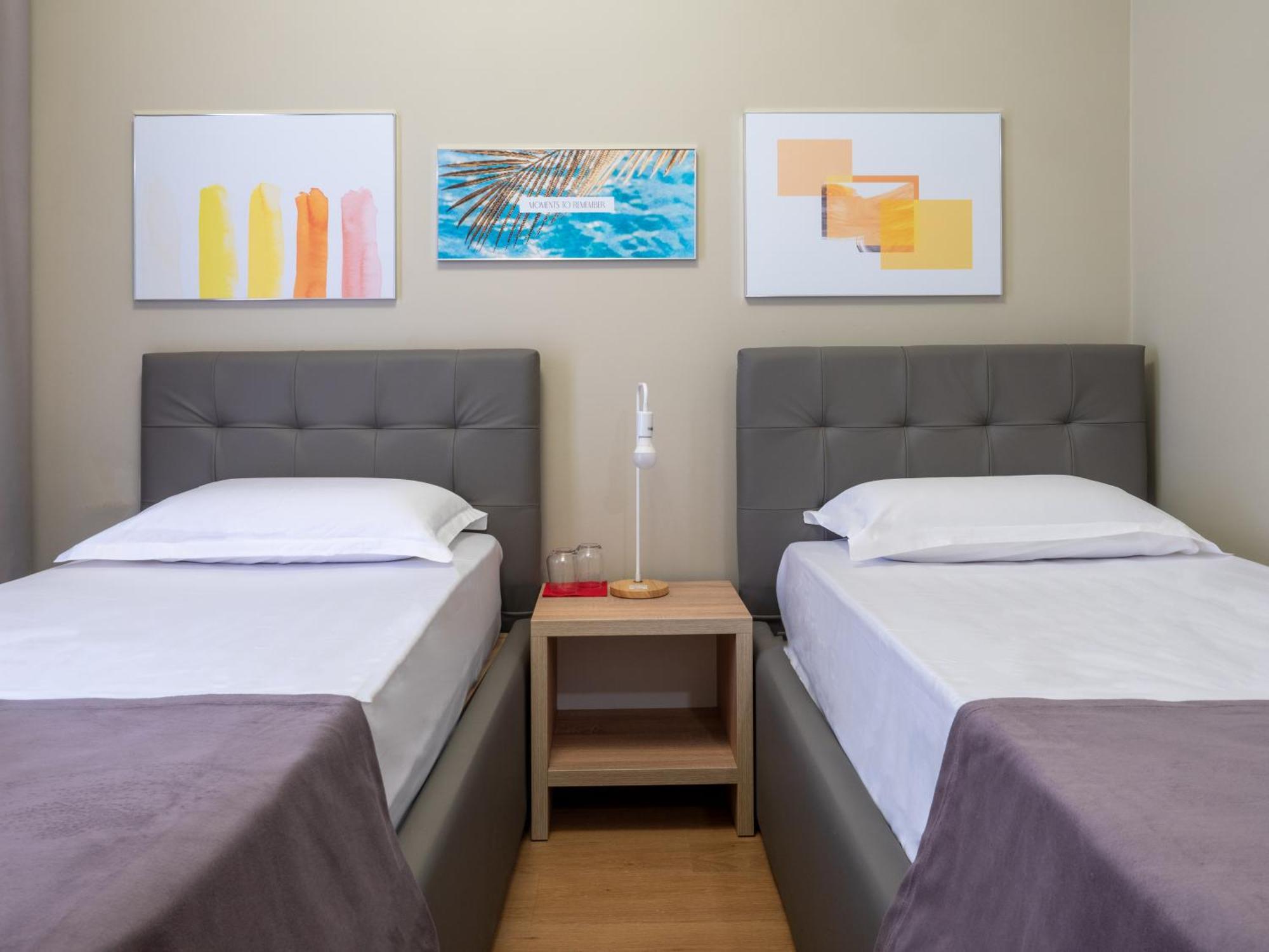 Nia Boutique Hotel By Rapo'S Resort Himare Luaran gambar