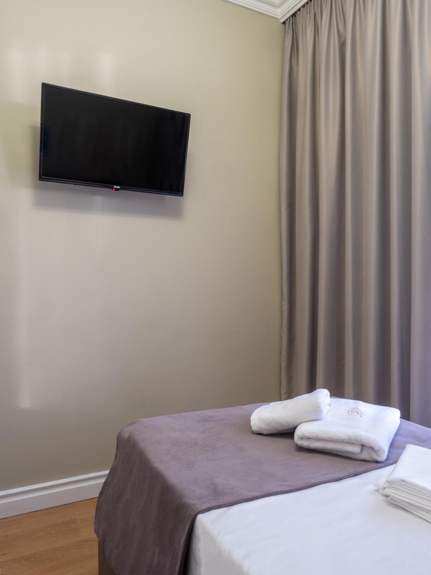 Nia Boutique Hotel By Rapo'S Resort Himare Luaran gambar